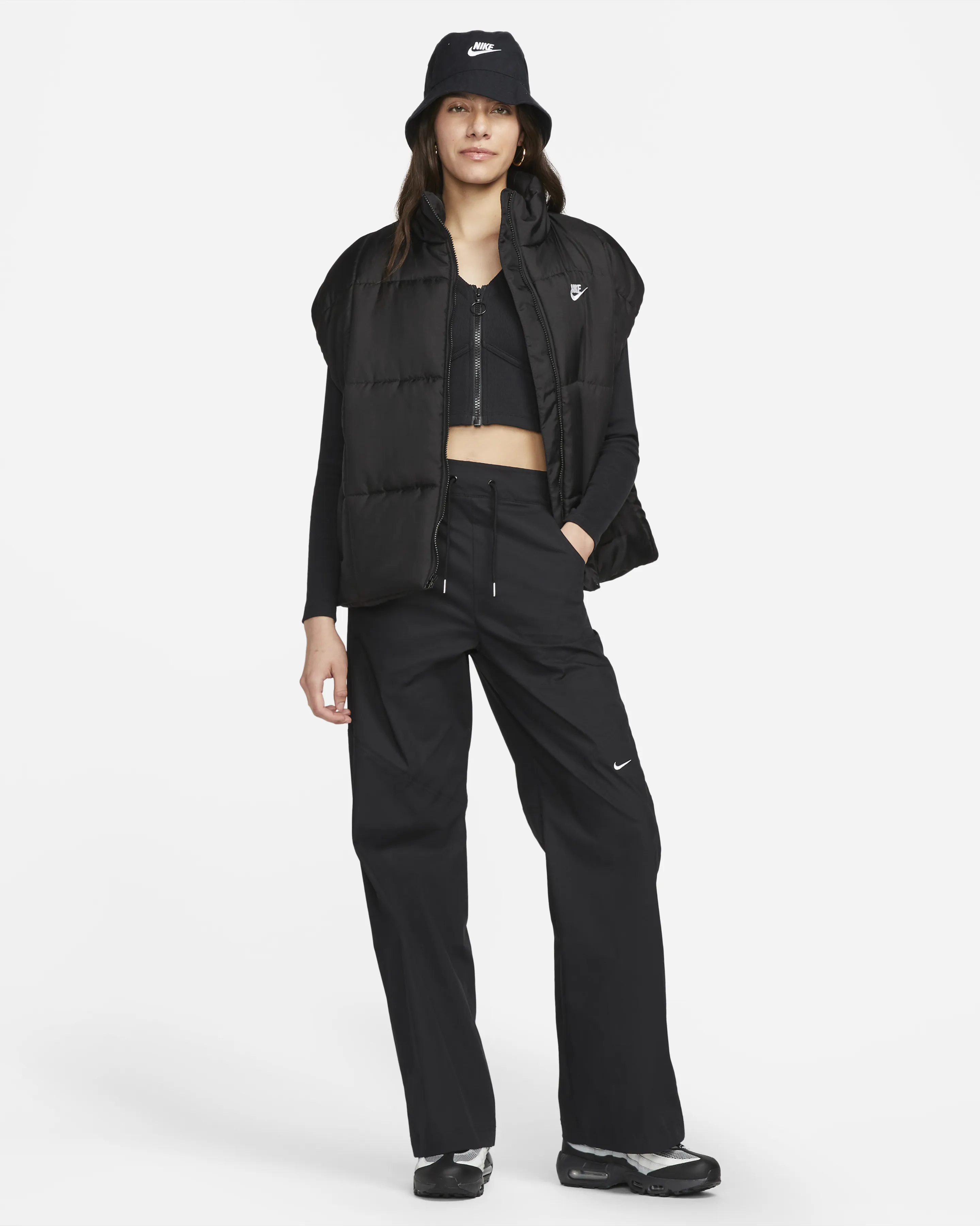 Nike Sportswear Essentials-Women's Woven High-Rise
