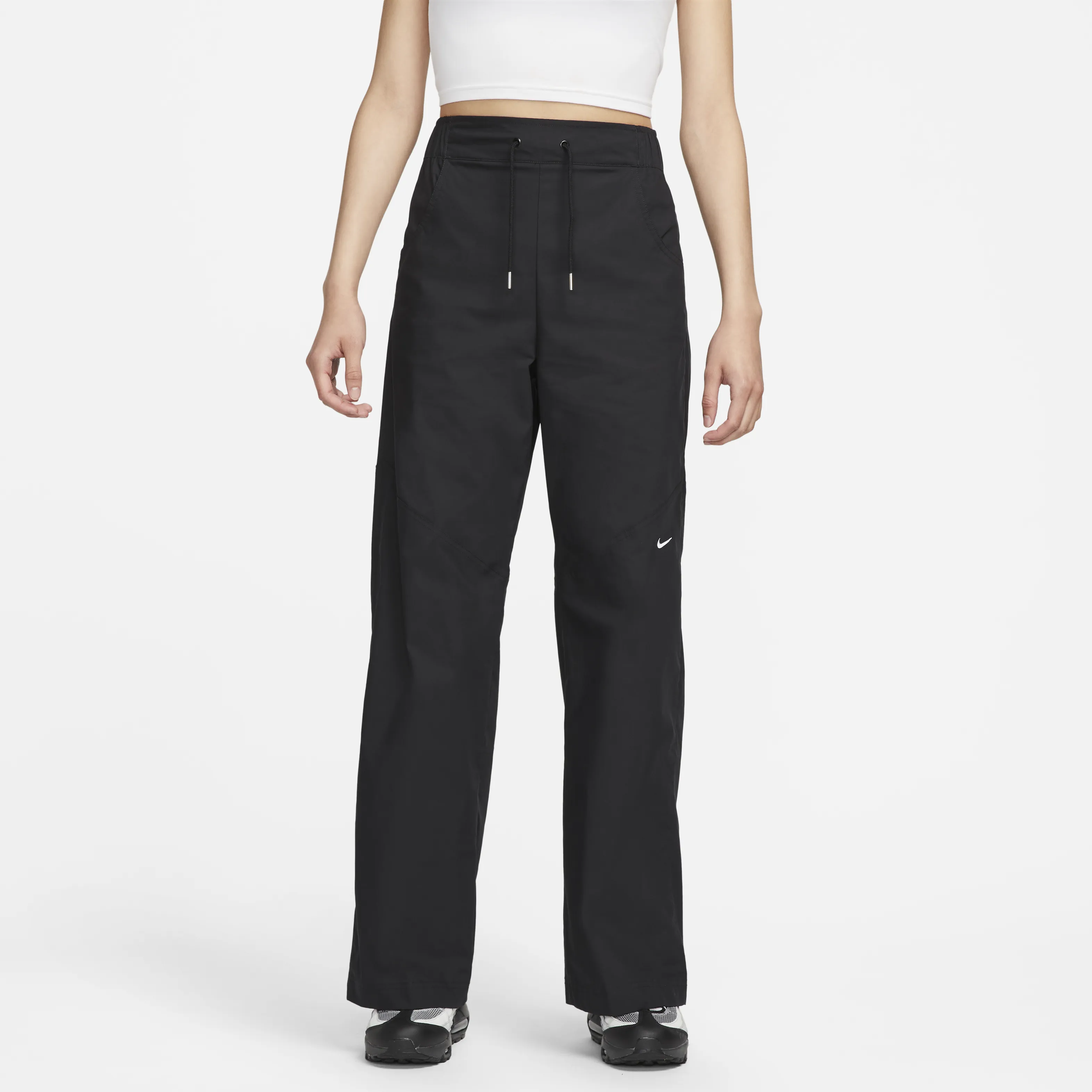 Nike Sportswear Essentials-Women's Woven High-Rise