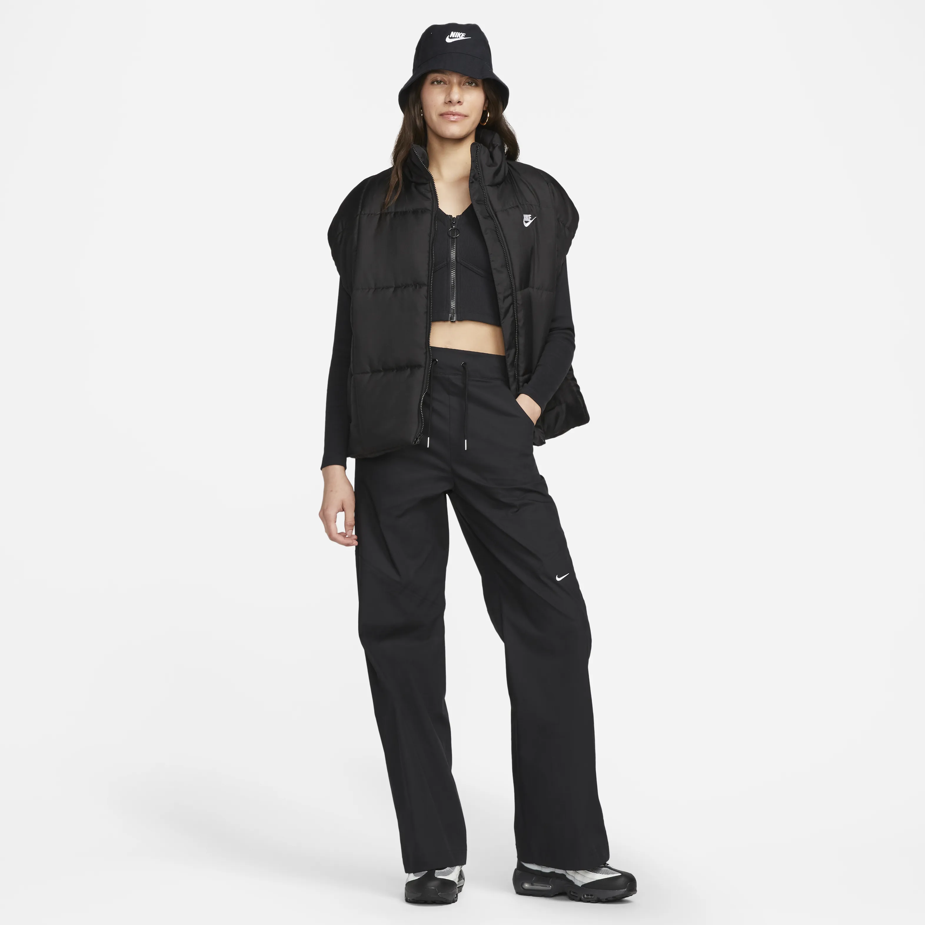 Nike Sportswear Essentials-Women's Woven High-Rise