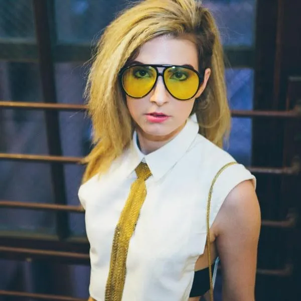 Retro 1980's Fashion Plastic Aviator Yellow Driving Lens Sunglasses