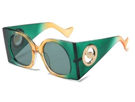 'Travel Agent" Oversize Square Women Sunglasses